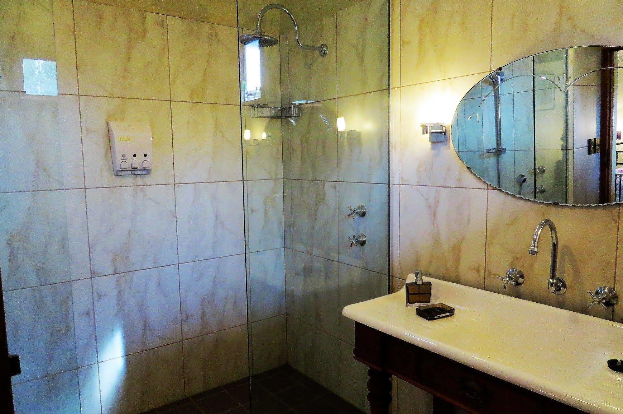 Mccloud House Apartman Port Noarlunga Kültér fotó